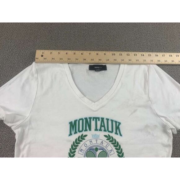 Forever 21 Women 1X White Plus Montauk Tennis Club Tee V Neck Crop Graphic Shirt - Picture 4 of 9